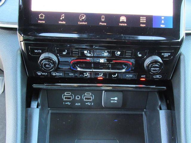 new 2025 Jeep Grand Cherokee car, priced at $55,593