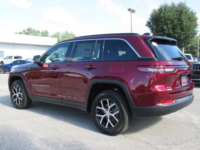 new 2025 Jeep Grand Cherokee car, priced at $44,634