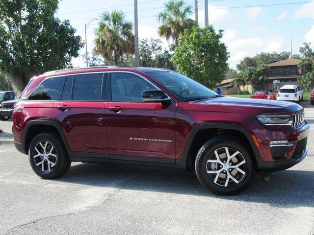 new 2025 Jeep Grand Cherokee car, priced at $44,634