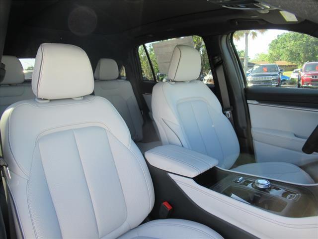 new 2025 Jeep Wagoneer S car, priced at $60,090