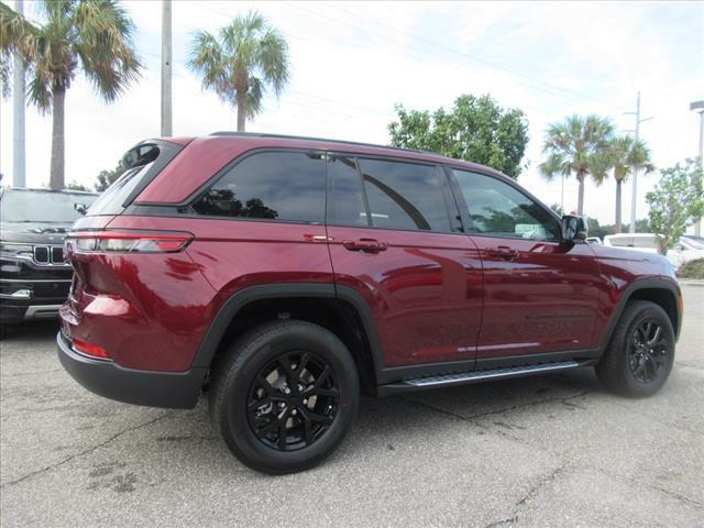 new 2025 Jeep Grand Cherokee car, priced at $43,500