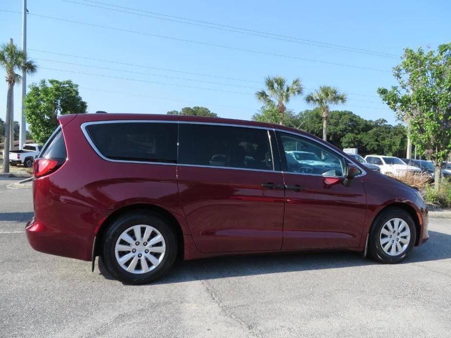 used 2018 Chrysler Pacifica car, priced at $20,506