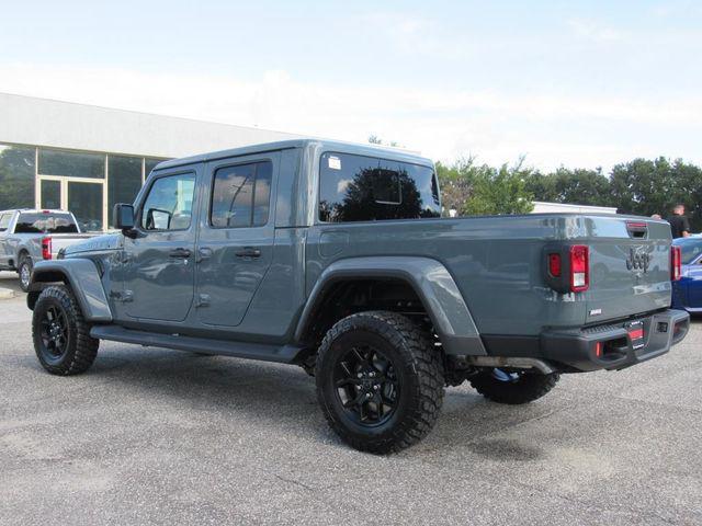 new 2025 Jeep Gladiator car, priced at $41,480