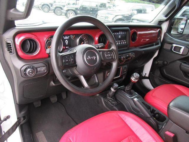 used 2022 Jeep Gladiator car, priced at $34,686