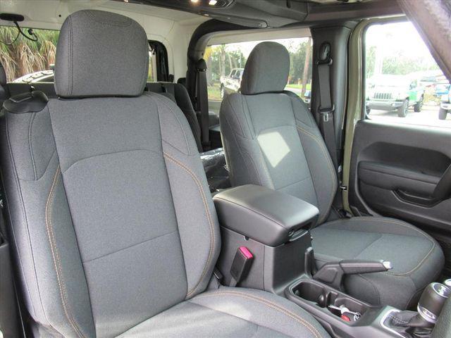 new 2025 Jeep Wrangler car, priced at $46,349