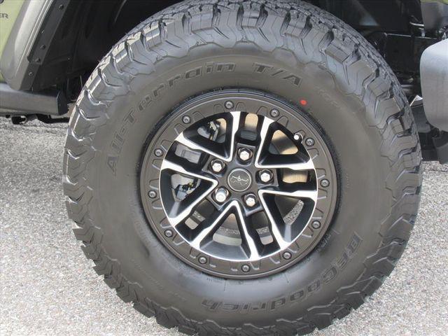 new 2025 Jeep Wrangler car, priced at $46,349