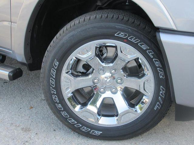 new 2025 Ram 1500 car, priced at $52,175