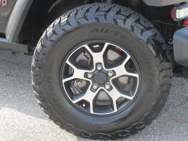 used 2018 Jeep Wrangler Unlimited car, priced at $33,326