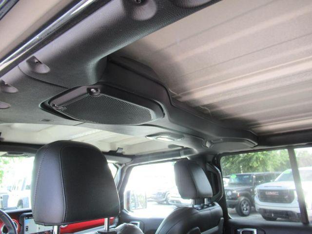 used 2018 Jeep Wrangler Unlimited car, priced at $33,326