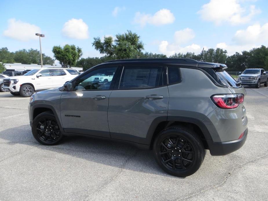 new 2023 Jeep Compass car, priced at $33,000