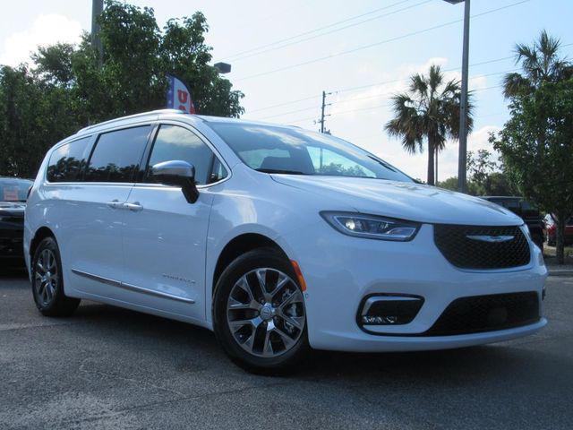 new 2025 Chrysler Pacifica car, priced at $53,280