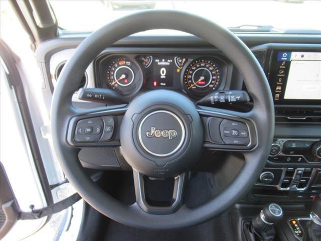 new 2025 Jeep Wrangler car, priced at $44,455