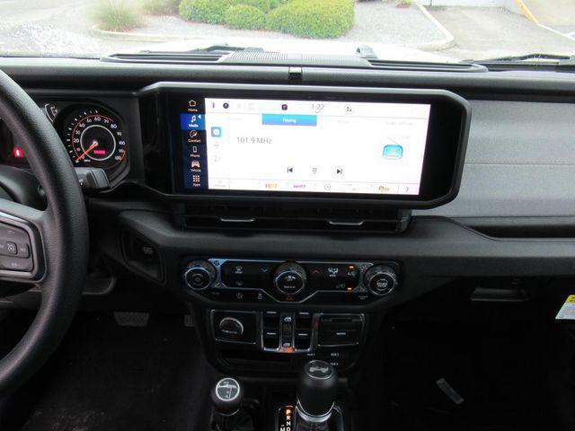 new 2025 Jeep Wrangler car, priced at $40,524