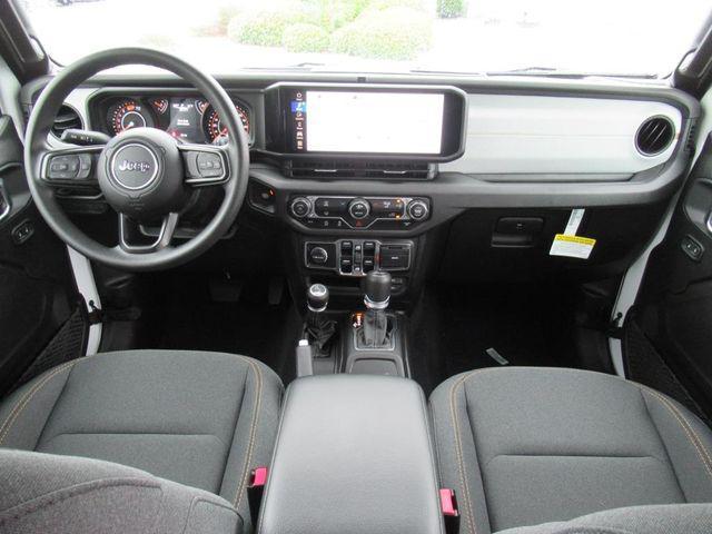 new 2025 Jeep Wrangler car, priced at $40,524