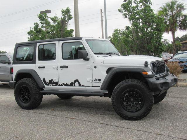 new 2025 Jeep Wrangler car, priced at $40,524
