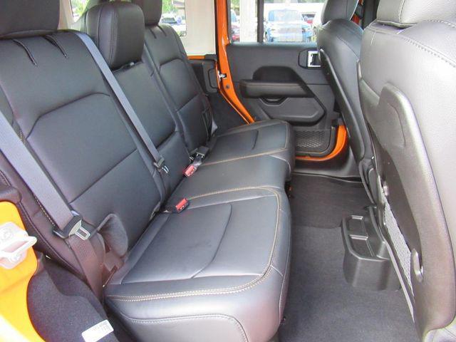 new 2025 Jeep Wrangler car, priced at $48,527