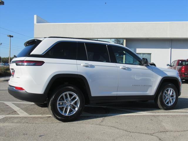 new 2025 Jeep Grand Cherokee car, priced at $36,125