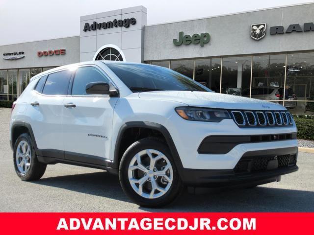 new 2024 Jeep Compass car, priced at $22,995