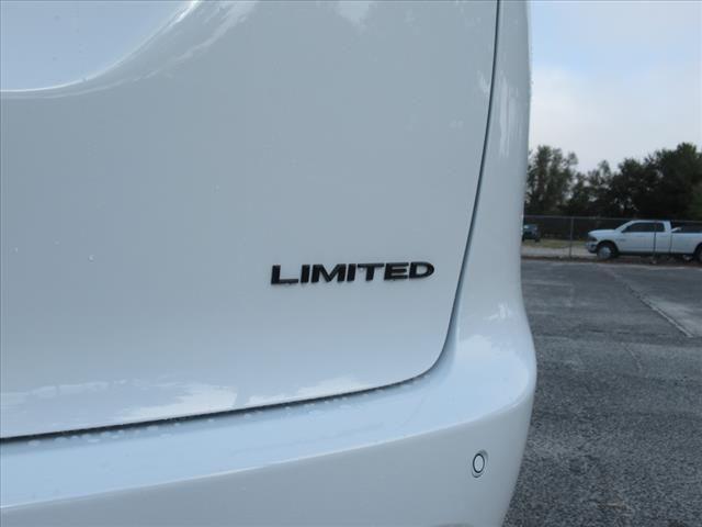 new 2025 Chrysler Pacifica car, priced at $51,370