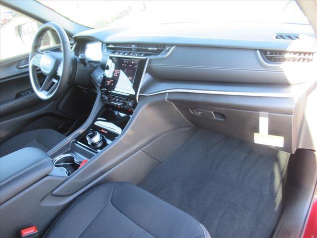 new 2025 Jeep Grand Cherokee L car, priced at $40,465