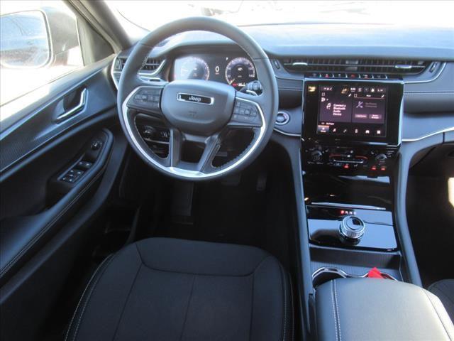 new 2025 Jeep Grand Cherokee L car, priced at $40,465