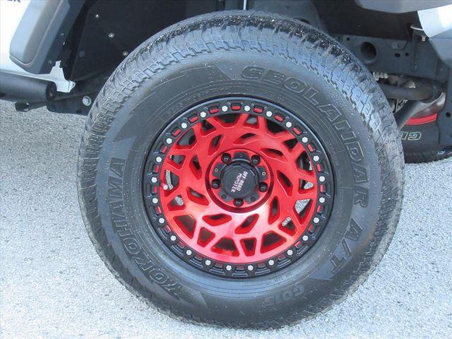 used 2020 Jeep Gladiator car, priced at $32,995