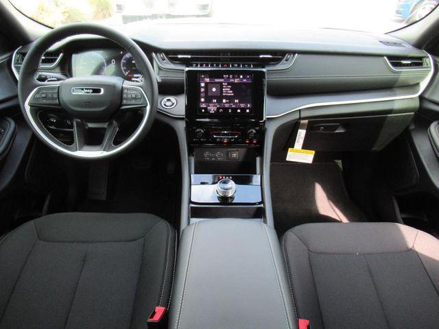new 2025 Jeep Grand Cherokee car, priced at $34,131