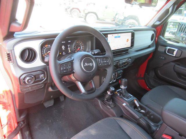 new 2025 Jeep Wrangler car, priced at $45,629