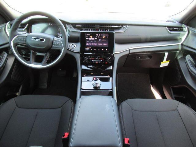 new 2025 Jeep Grand Cherokee L car, priced at $34,752