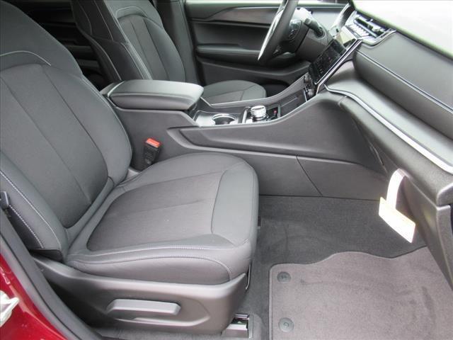 new 2025 Jeep Grand Cherokee L car, priced at $38,130