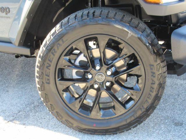 new 2025 Jeep Gladiator car, priced at $44,030
