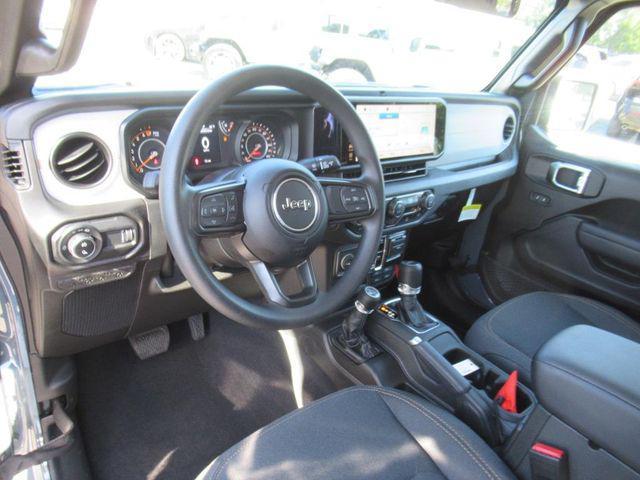 new 2025 Jeep Gladiator car, priced at $44,030