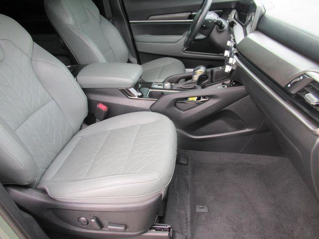 used 2024 Kia Telluride car, priced at $37,127
