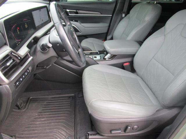 used 2024 Kia Telluride car, priced at $37,127