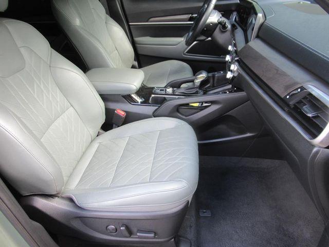 used 2024 Kia Telluride car, priced at $40,802