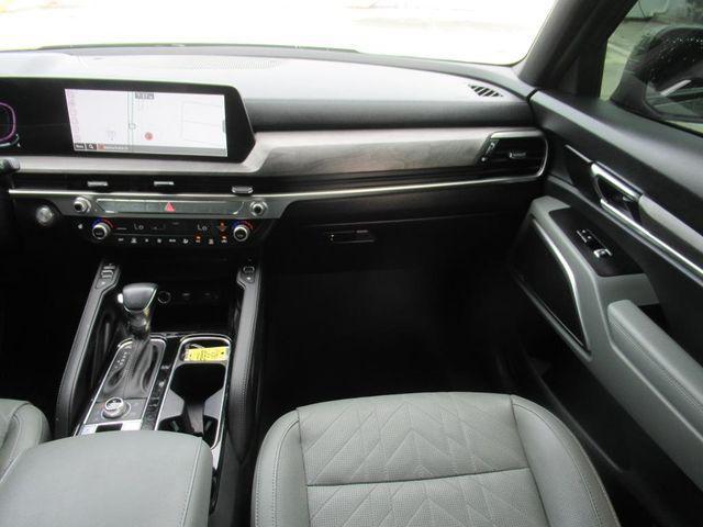 used 2024 Kia Telluride car, priced at $37,127