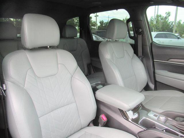 used 2024 Kia Telluride car, priced at $37,127