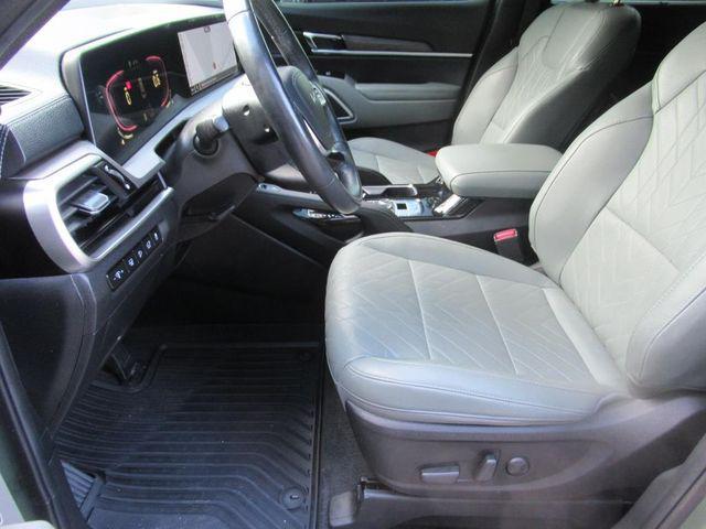 used 2024 Kia Telluride car, priced at $40,802