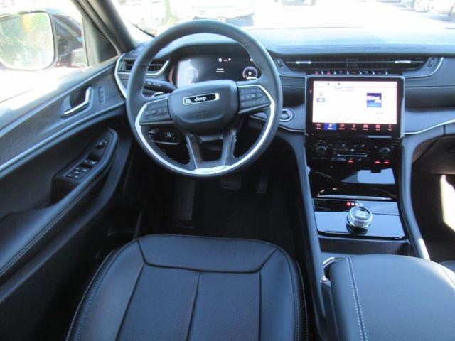 new 2025 Jeep Grand Cherokee L car, priced at $43,578