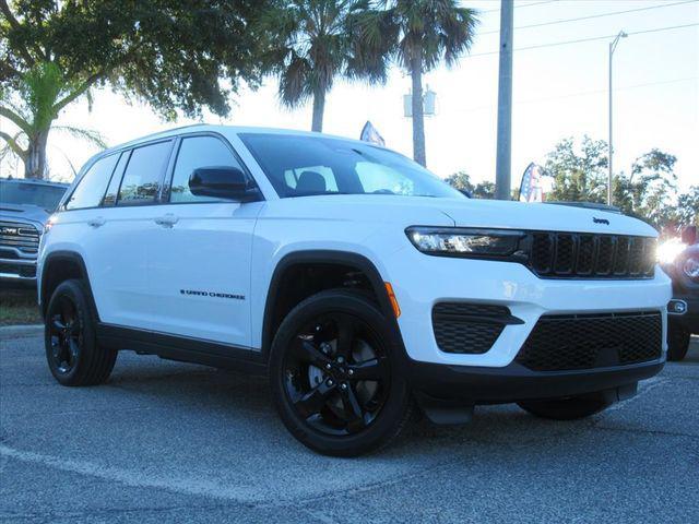 new 2025 Jeep Grand Cherokee car, priced at $37,242