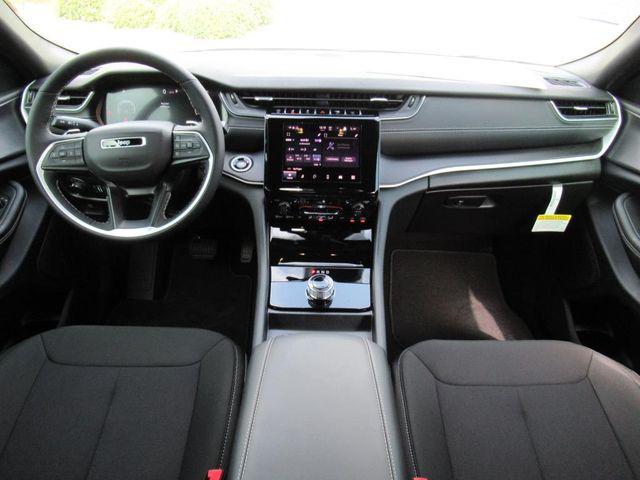 new 2025 Jeep Grand Cherokee L car, priced at $37,735