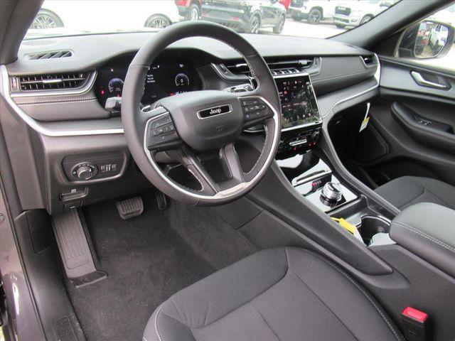 new 2025 Jeep Grand Cherokee L car, priced at $35,930