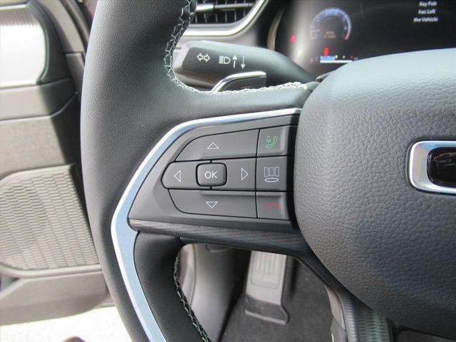 new 2025 Jeep Grand Cherokee L car, priced at $35,930