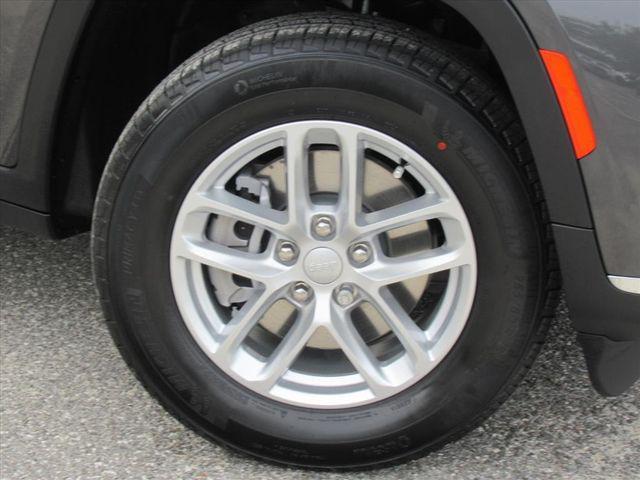 new 2025 Jeep Grand Cherokee L car, priced at $35,930