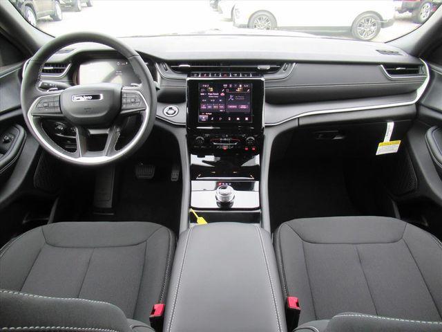new 2025 Jeep Grand Cherokee L car, priced at $35,930