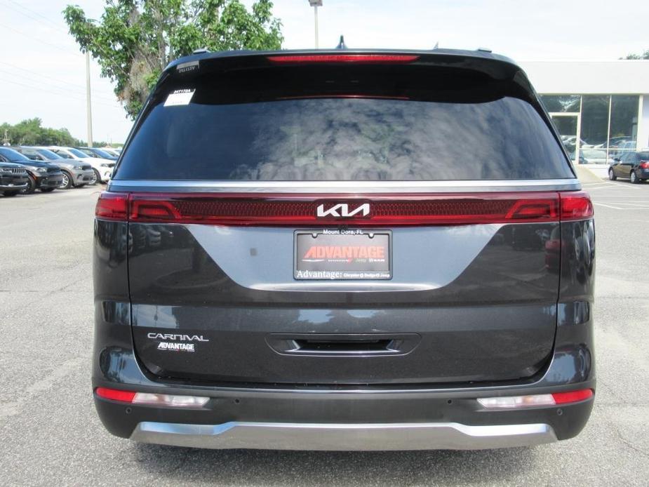 used 2024 Kia Carnival car, priced at $41,900