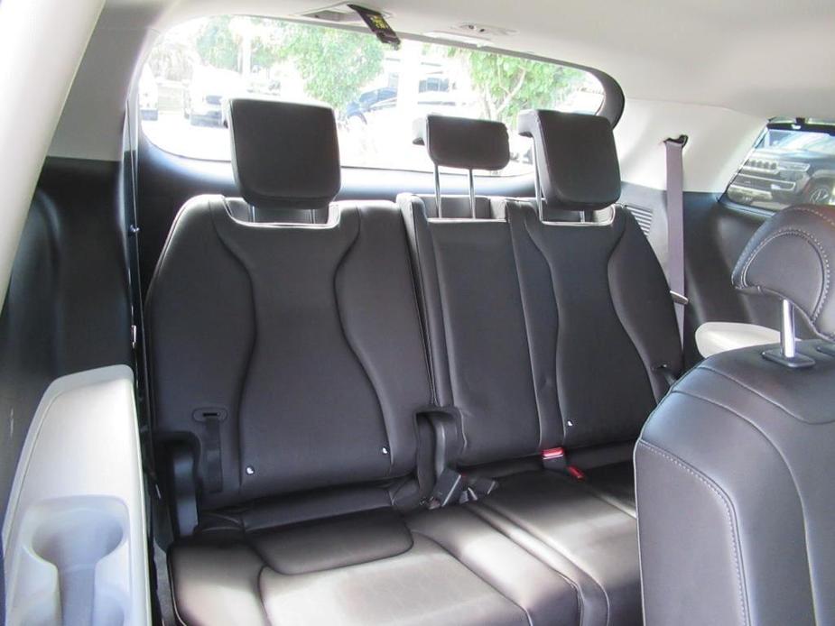 used 2024 Kia Carnival car, priced at $41,900