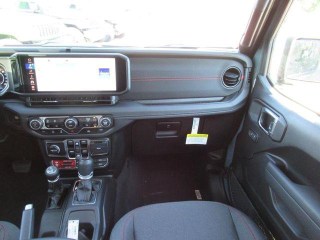 new 2025 Jeep Gladiator car, priced at $46,680