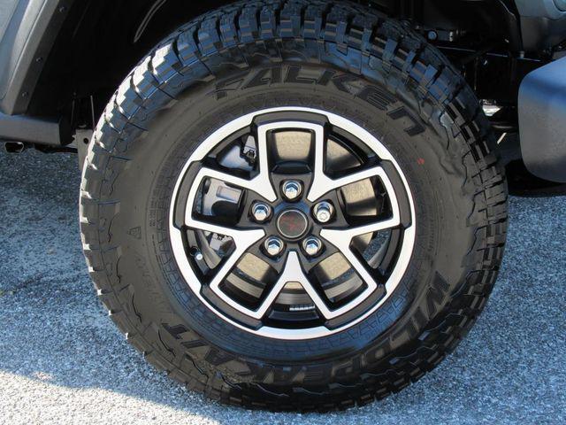 new 2025 Jeep Gladiator car, priced at $46,680