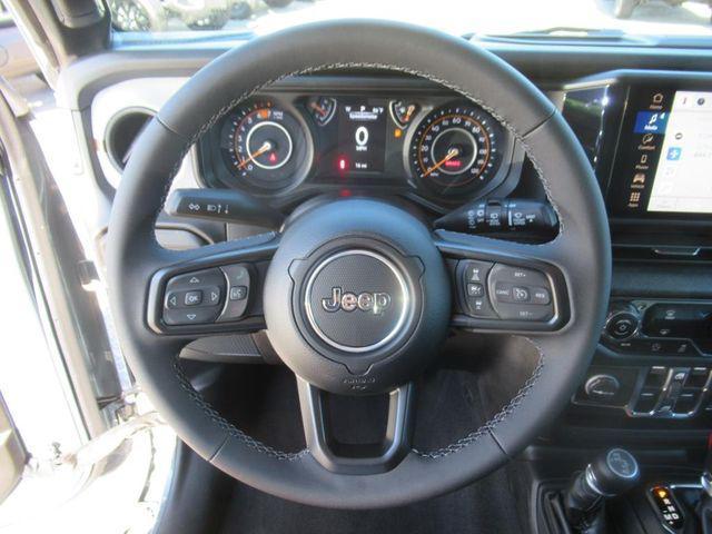 new 2025 Jeep Wrangler car, priced at $41,491
